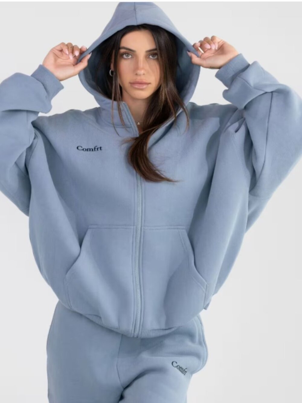 Comfrt Light Blue Cloud Zip Hoodie Size Large
